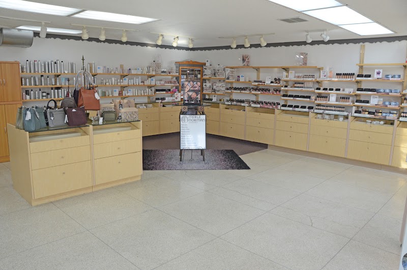 Merle Norman Studio & Wellness Spa, beauty salon in Anderson, IN, photo 5 of 9