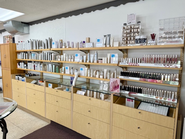 Merle Norman Studio & Wellness Spa, beauty salon in Anderson, IN, photo 6 of 9